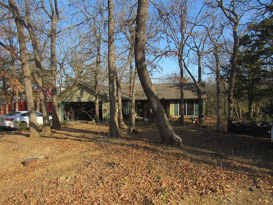 1st image of 903 Lakecrest Dr
