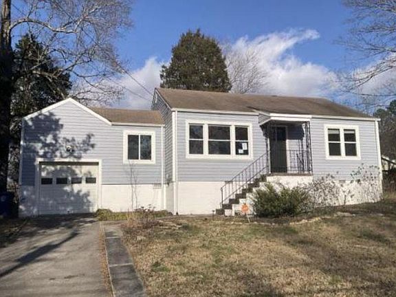 2nd image of 113 Hill Rd