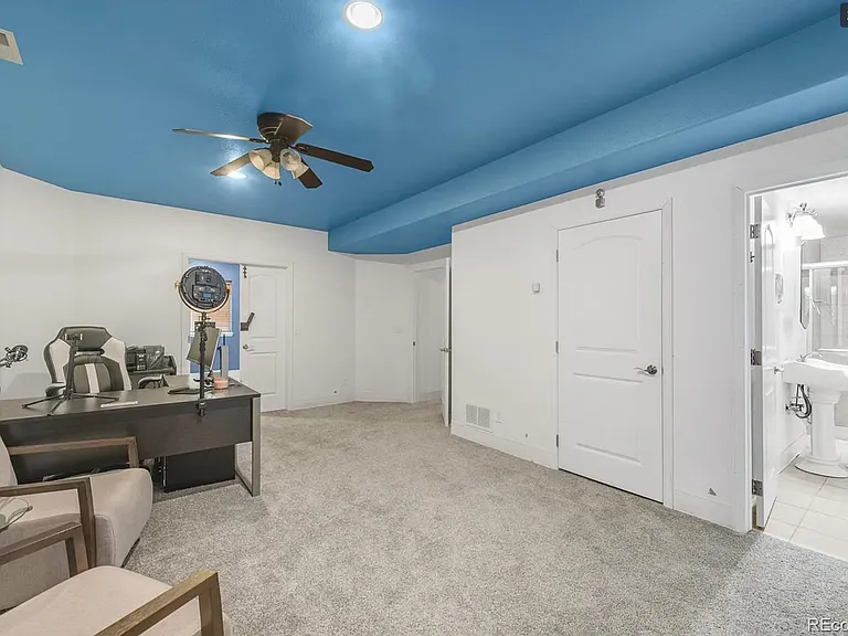 1510 S De Gaulle Cir — Photo 27