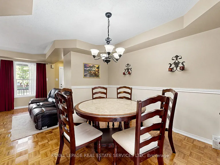 100 Georgian Dr — Photo 10