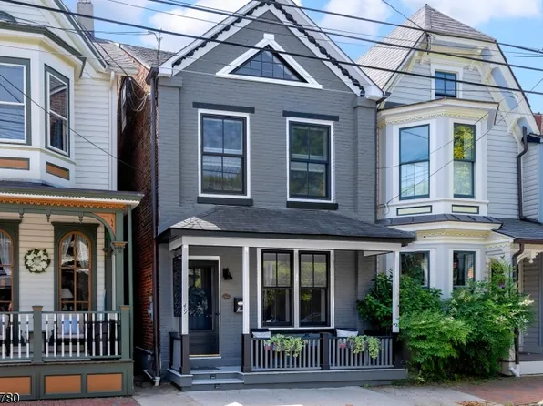 49 Coryell St, Lambertville City, NJ 08530