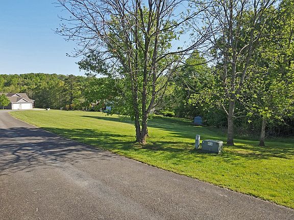 2nd image of 36 The Smithfields