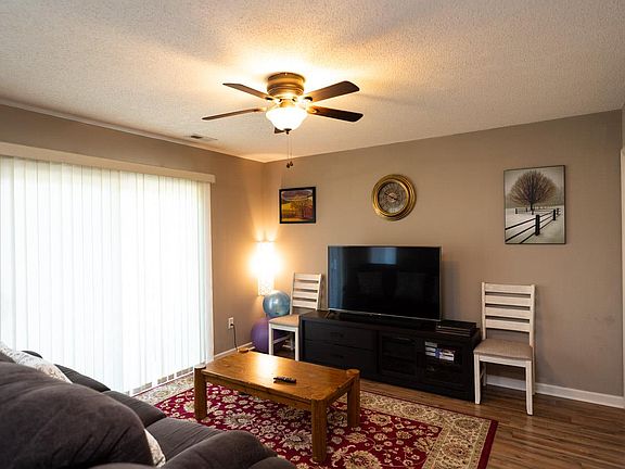 4th image of 2316 Lancelot Ln