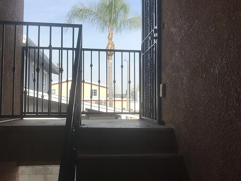 8106 S San Pedro St #3 — Photo 6