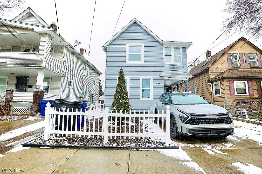 3459 W 50th St photo 1