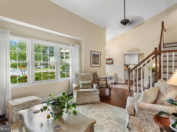 433 Yorkshire Dr, Severna Park, MD 21146