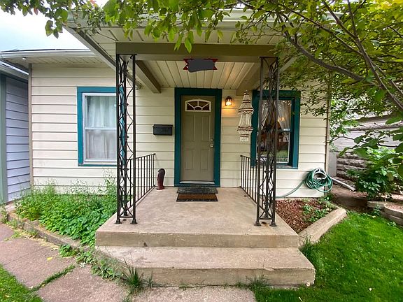 2nd image of 3862 N Winona Ct