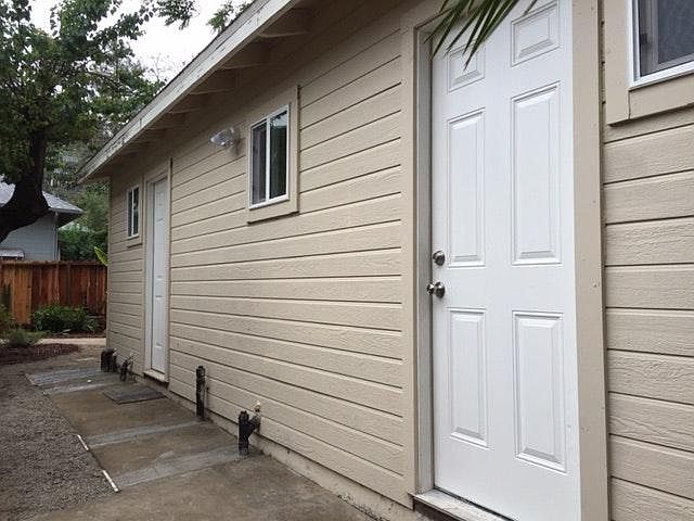 1st image of 123 Emerson St #B