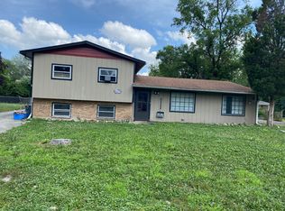 179 Nutwood Ct, Bolingbrook, IL