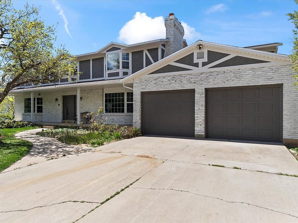1st image of 717 Woodridge Dr