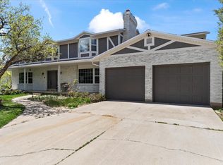 717 Woodridge Dr, Layton, UT 84040