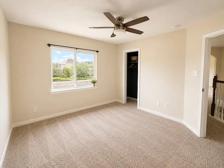 18639 Bristol Point Ln — Photo 37