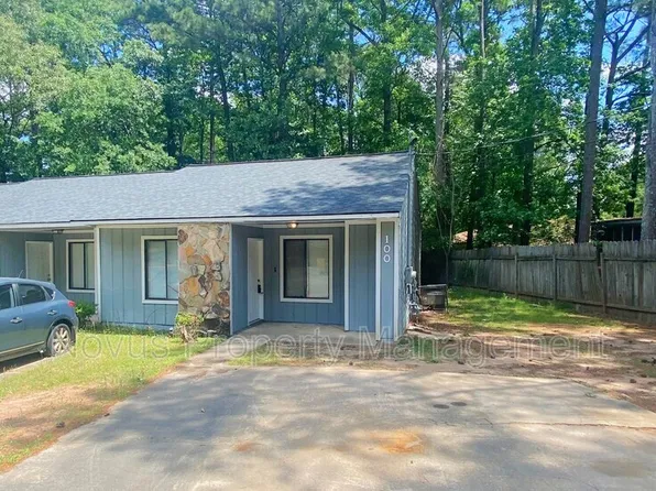 100 Spring Ct, Fairburn, GA 30213