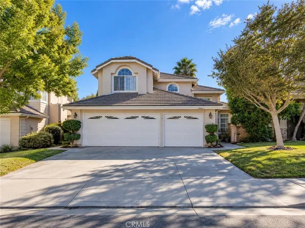 23844 Robindale Pl, Valencia, CA 91354