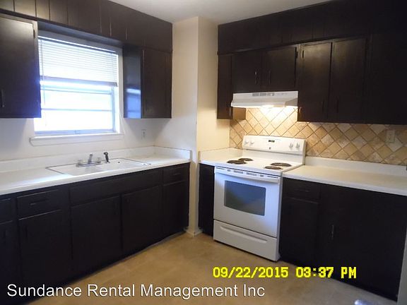 3rd image of 14 Wright Pkwy NW APT 1