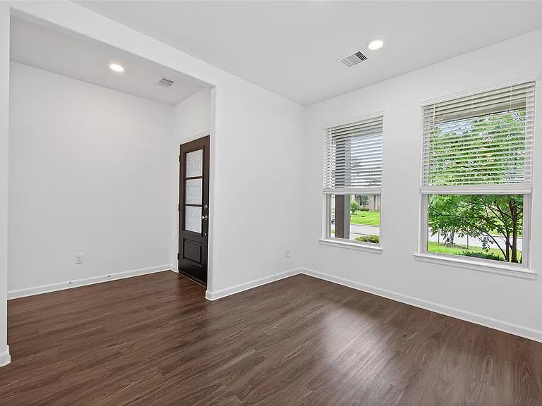 16108 Dockside St — Photo 14