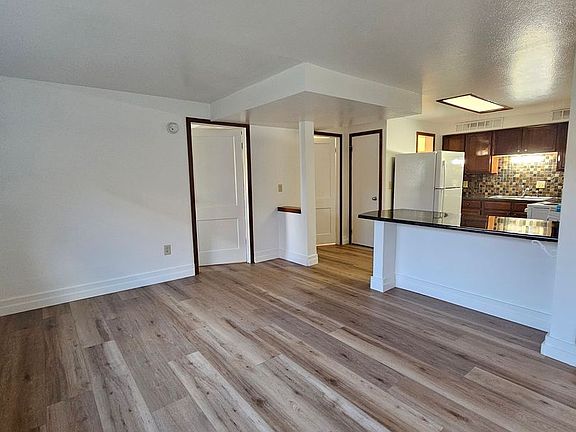 4th image of 1319 7th St Unit B