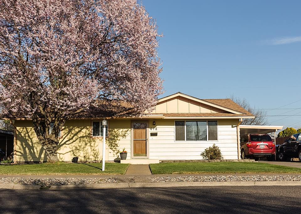 1st image of 618 Canary Ave