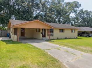 220 Martin Oaks Dr, Lafayette, LA 70501