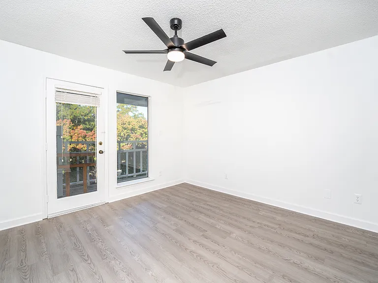 McIver Square Apartments — Photo 9