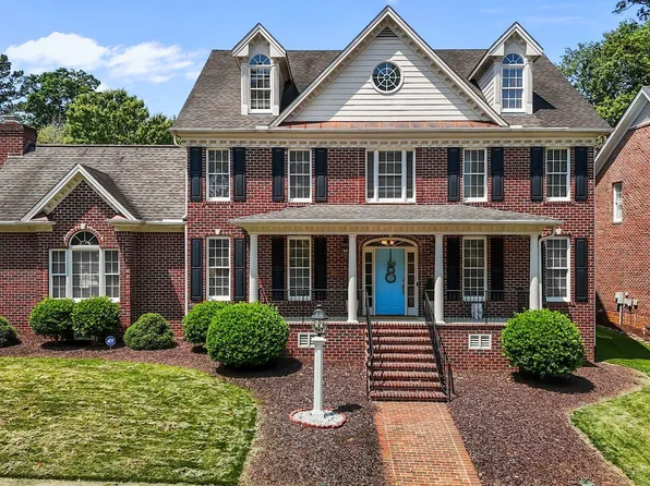 5619 Bennettwood Ct, Raleigh, NC 27612