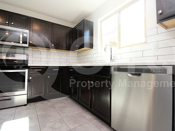 4th image of 987 W Calle Calca