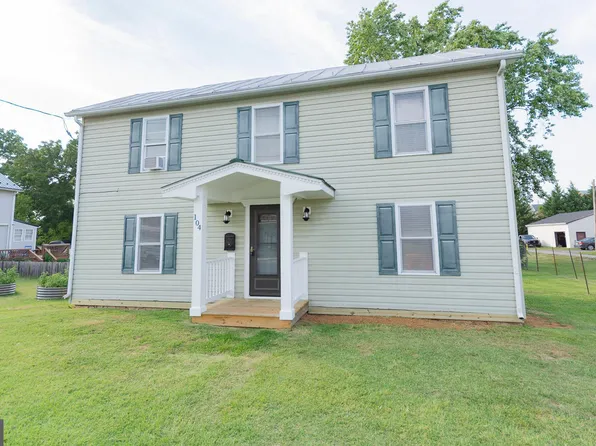 104 W 5th Ave, Ranson, WV 25438