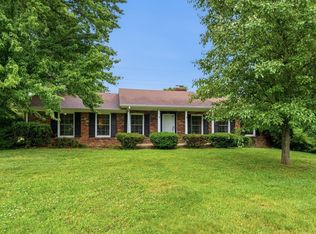 601 S Dogwood Dr, Berea, KY 40403