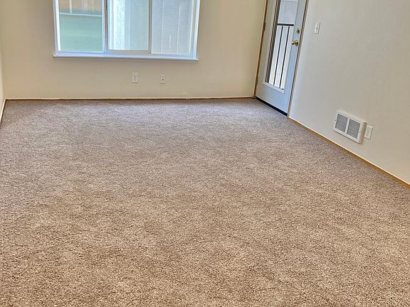 2nd image of 1509 E Madison St APT 204