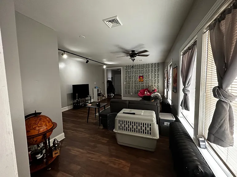 1204 Delaware Ave #3 — Photo 11