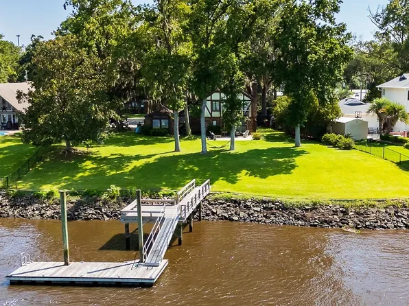 179 Ogeechee Drive, Richmond Hill, GA 31324