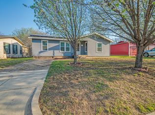 6607 Onyx Dr N, North Richland Hills, TX 76180