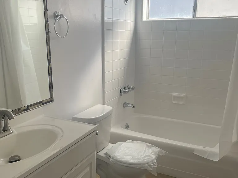 MARGATE VILLA APARTMENTS — Photo 7