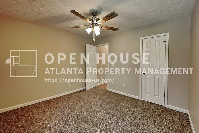 638 Castlebrooke Way — Photo 11