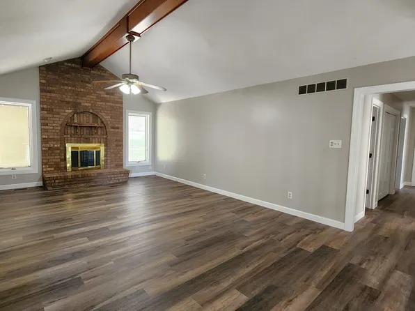 3729 SW Stutley Rd, Topeka, KS 66610