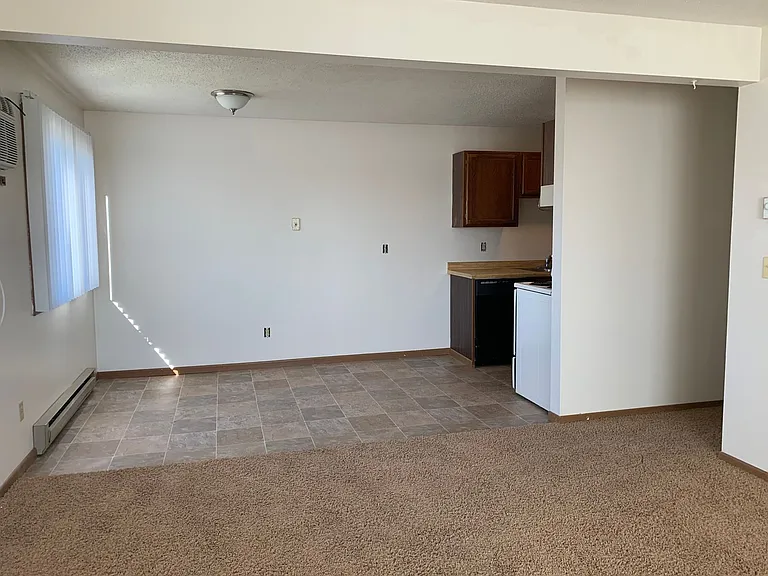 Ashwood Apartments — Photo 28