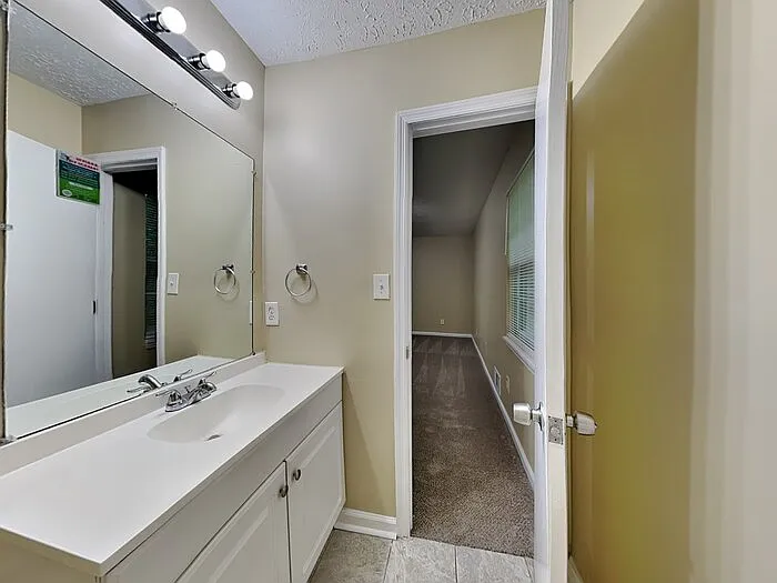 2800 Alexandria Dr SW — Photo 10