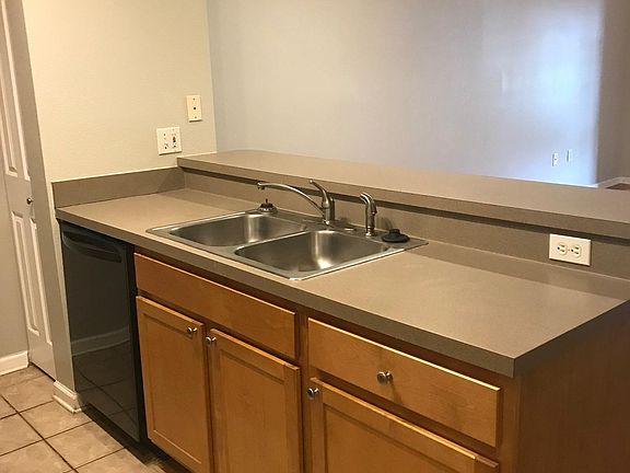 5th image of 4207 S Dale Mabry Hwy APT 11109