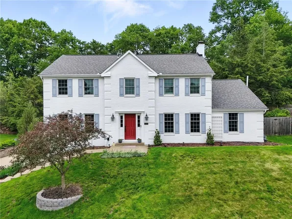 2455 Wedgewood Dr, Wexford, PA 15090