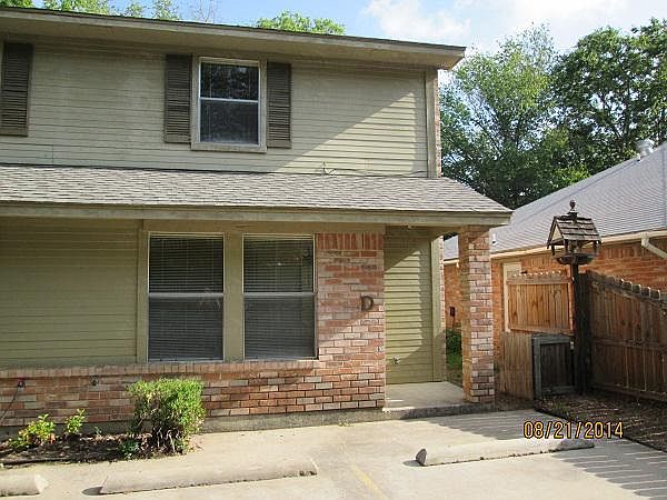 1st image of 605 Magnolia St Unit D