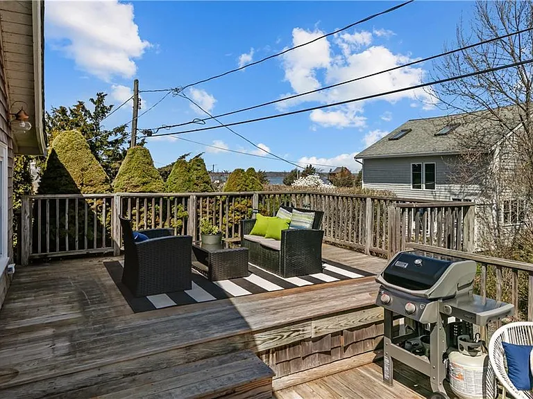 1024 Anthony Rd — Photo 20