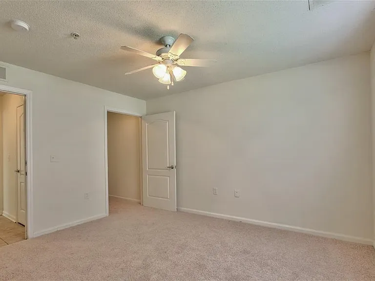3000 S Adams St #412 — Photo 18