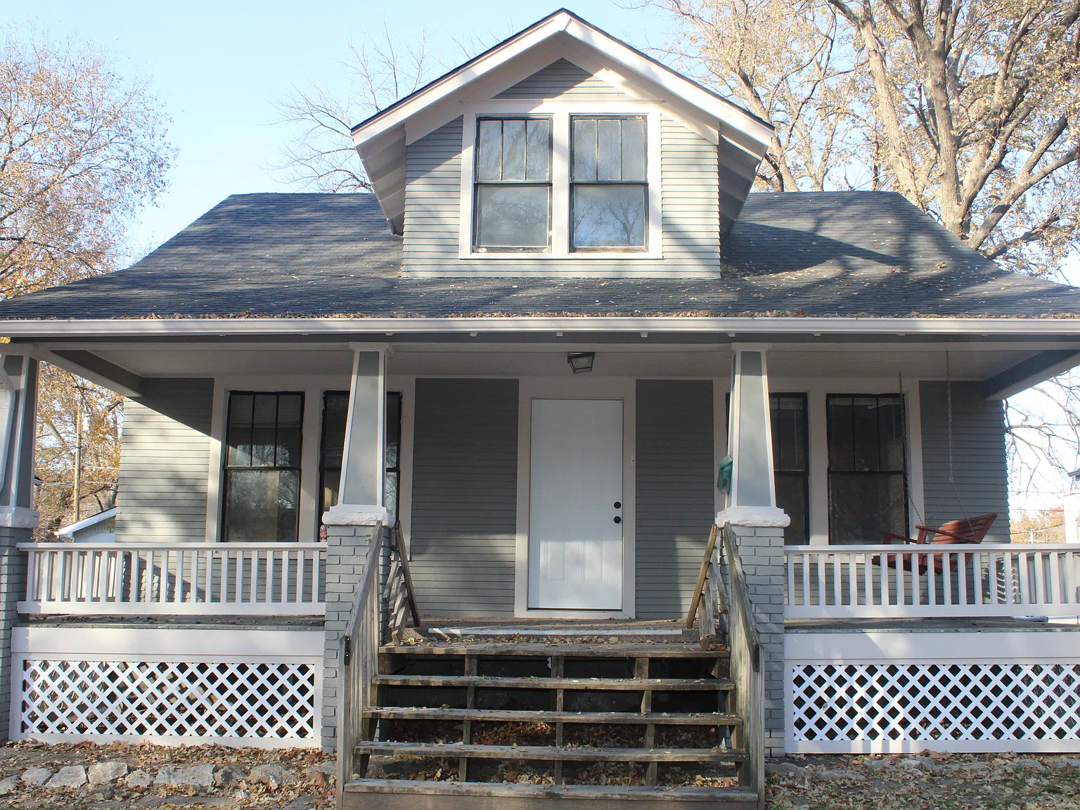 4 bed, 3200 sqft, $2,000 — Photo 1
