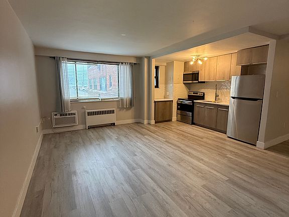 2nd image of 11720 Edgewater Dr APT 105