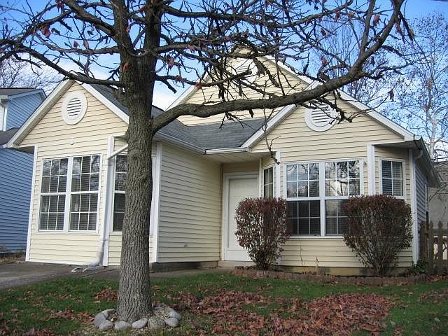 1st image of 499 Chelsea Woods Dr