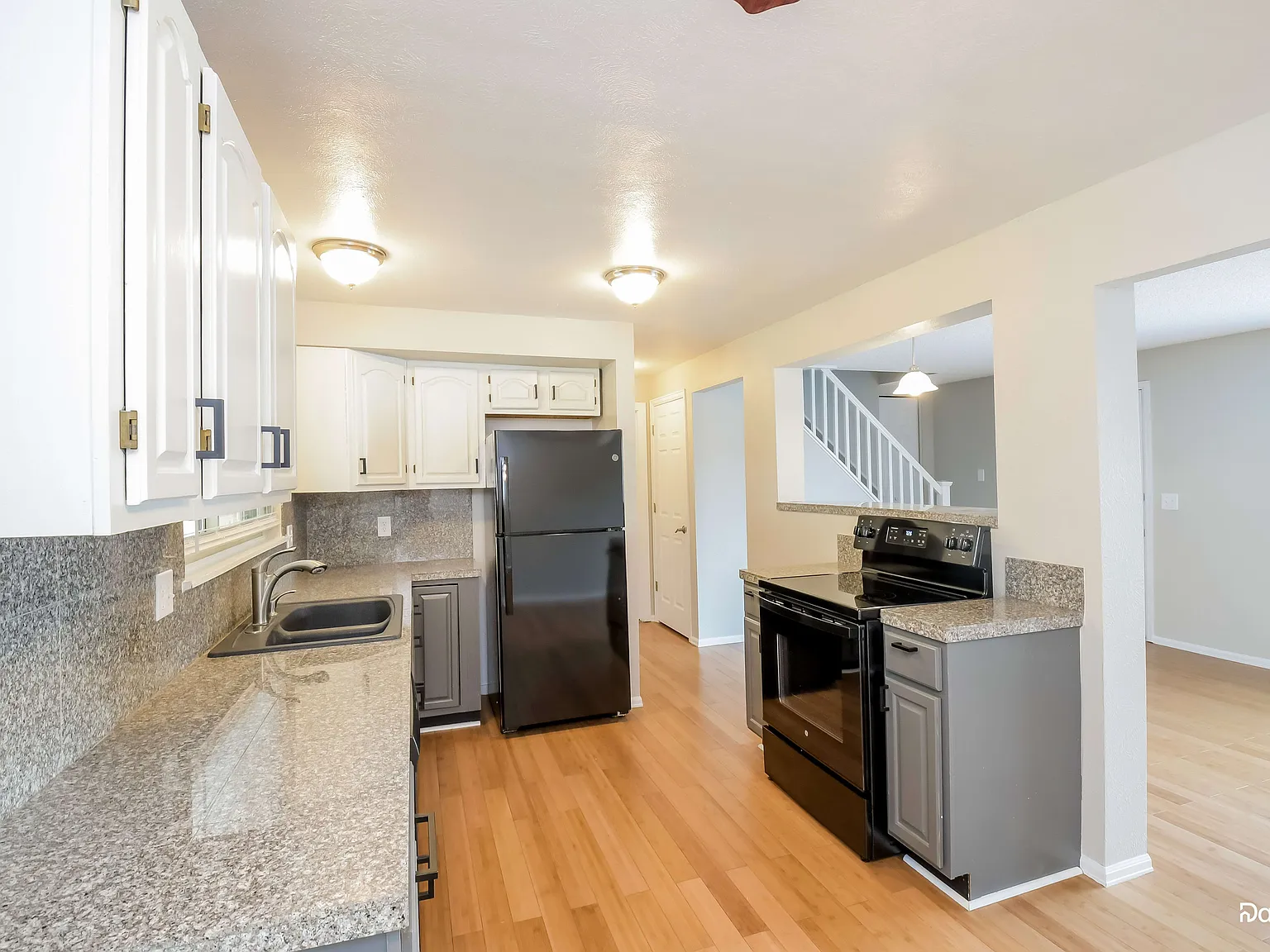 3 bed, 2.5 bath, 1550 sqft, $2,880 — Photo 4