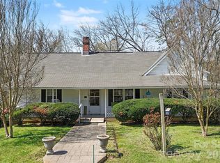 300 S Broome St, Waxhaw, NC 28173
