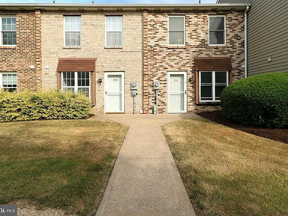 2nd image of 242 Gerald St