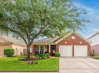 13527 Barons Lake Ln, Cypress, TX 77429