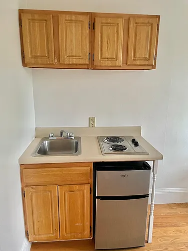 1061 Beacon St Photo 1